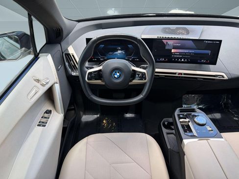 Certified 2024 BMW iX xDrive50 w/ Premium Package AWD/4WD image 28