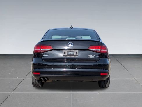 Used 2016 Volkswagen Jetta Sport image 6