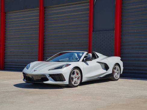 Used 2023 Chevrolet Corvette Stingray Preferred Conv w/ 2LT image 1