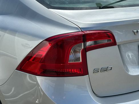 Used 2012 Volvo S60 T5 FWD image 19