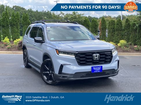 Certified 2025 Honda Pilot Black Edition image 1
