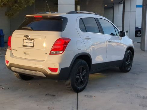 Used 2020 Chevrolet Trax LT w/ Driver Confidence Package image 6