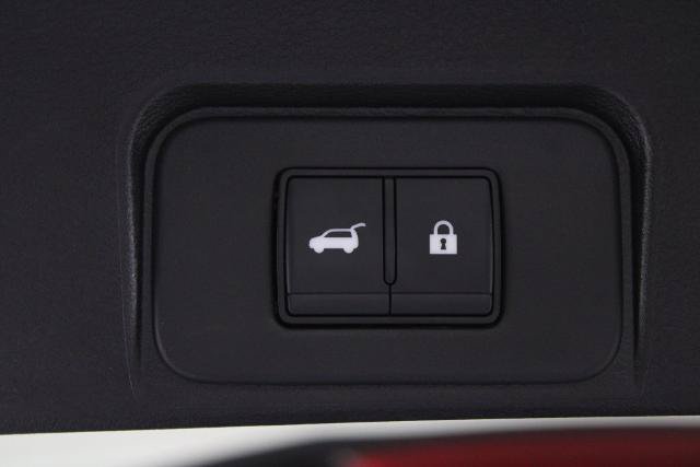 Certified 2026 Nissan Rogue SV FWD image 15