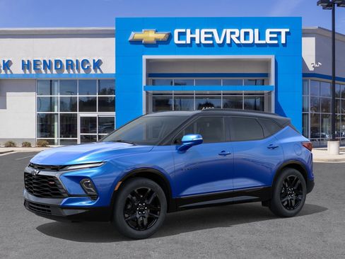 New 2026 Chevrolet Blazer RS FWD image 3