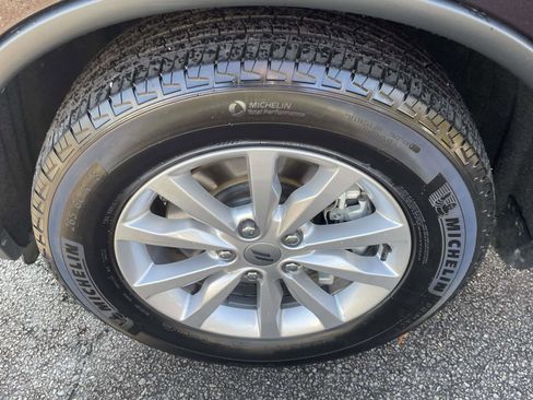 Used 2024 Dodge Durango SXT image 28