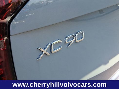 New 2026 Volvo XC90 B6 Plus w/ Protection Package Premier image 26