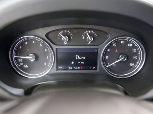 Used 2023 Buick Enclave Essence w/ Sport Touring Edition FWD image 14