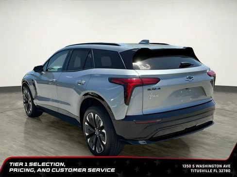 Used 2025 Chevrolet Blazer EV RS AWD/4WD image 4