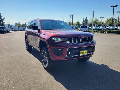 Used 2021 Jeep Grand Cherokee L Overland w/ Luxury Tech Group IV image 10