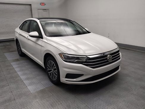 Used 2019 Volkswagen Jetta SE FWD image 13
