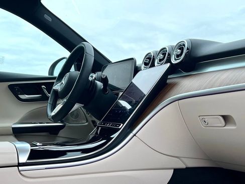 Certified 2023 Mercedes-Benz C 300 C 300 image 19