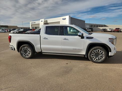 Used 2023 GMC Sierra 1500 Denali Ultimate image 5