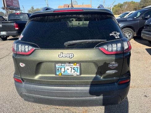 Used 2020 Jeep Cherokee Latitude FWD image 5