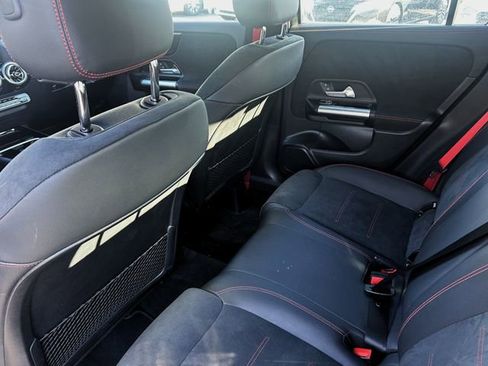 Used 2023 Mercedes-Benz GLA 35 AMG 4MATIC image 30