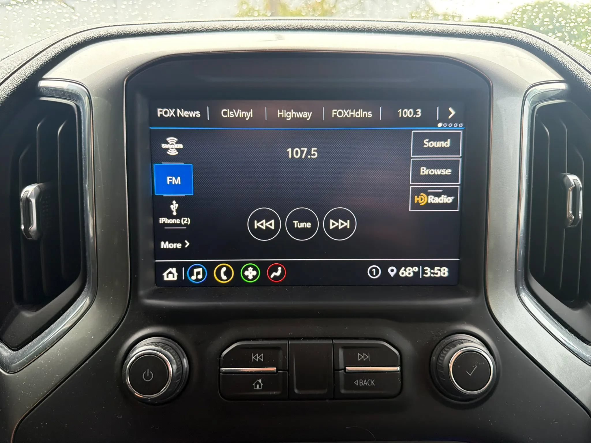Used 2020 Chevrolet Silverado 1500 LT Trail Boss AWD/4WD image 22