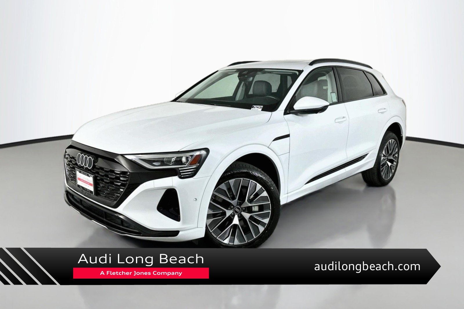 Used 2024 Audi Q8 e-tron Premium Plus w/ Premium Plus Package AWD/4WD image 1