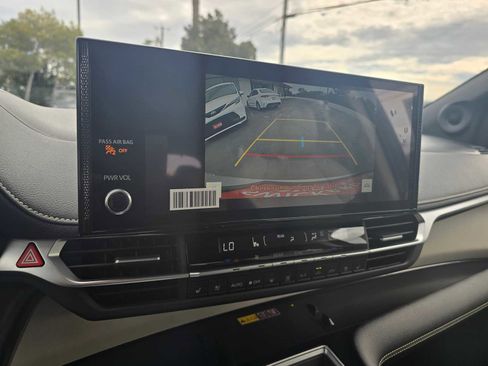 New 2026 Toyota Sienna Limited image 29