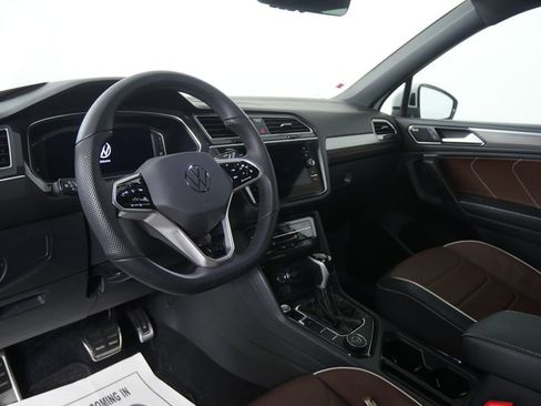 Used 2024 Volkswagen Tiguan SEL R-Line AWD/4WD image 12