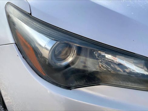 Used 2016 Toyota Camry SE image 27