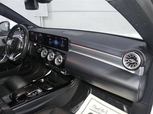Used 2020 Mercedes-Benz CLA 250 4MATIC image 25