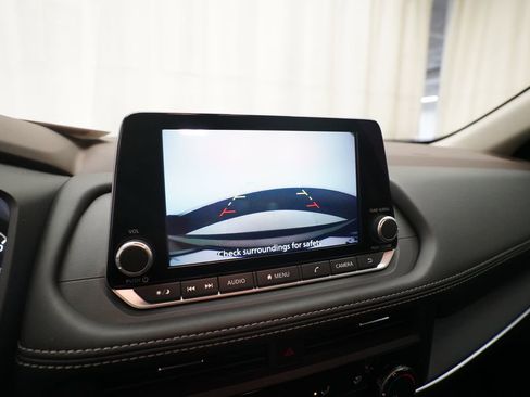 Certified 2023 Nissan Rogue S AWD/4WD image 18