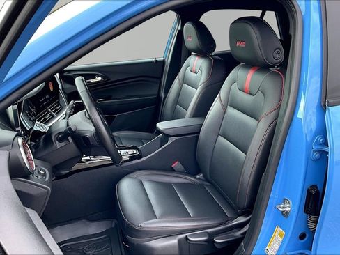 Used 2024 Chevrolet Trax RS w/ Driver Confidence Package FWD image 25