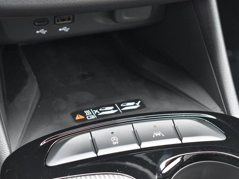 New 2025 Buick Envista Avenir image 22