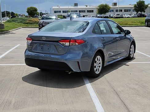 Used 2023 Toyota Corolla LE FWD image 5