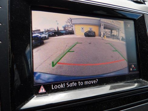 Used 2015 Volkswagen Golf TDI S image 10