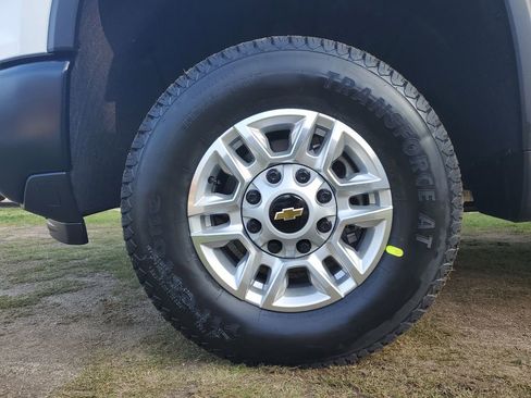 New 2026 Chevrolet Silverado 2500 W/T w/ WT Convenience Package image 6