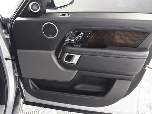 Used 2020 Land Rover Range Rover HSE AWD/4WD image 17