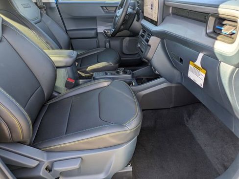 New 2026 Ford Maverick Lobo image 44