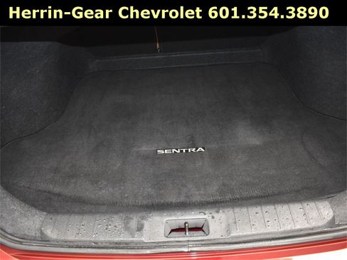 Used 2020 Nissan Sentra SV w/ SV Premium Package image 17