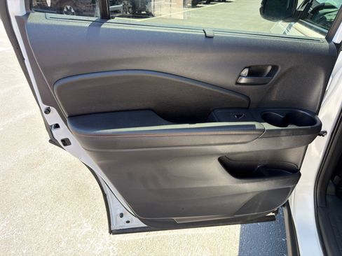 Used 2025 Honda Passport TrailSport image 29