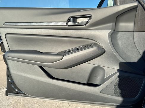 New 2025 Nissan Altima 2.5 S image 33