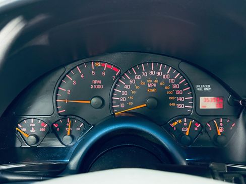 Used 1997 Pontiac Firebird Trans Am image 39