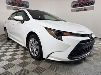 Used 2023 Toyota Corolla LE FWD video 1