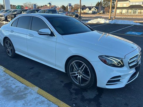 Used 2018 Mercedes-Benz E 300 E 300 image 3