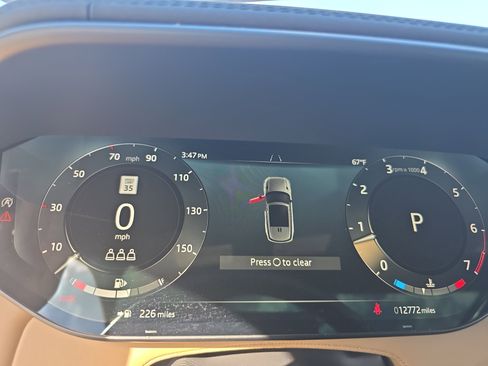 Used 2024 Land Rover Range Rover Sport SE image 19