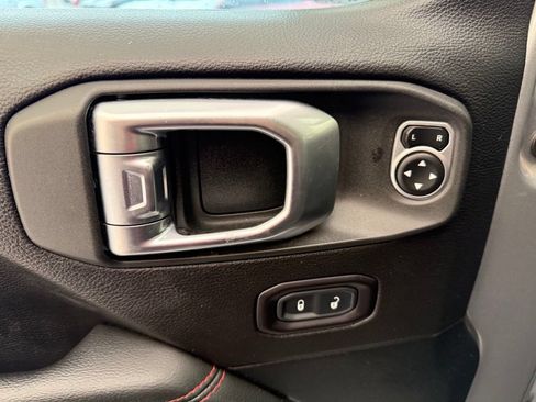 Used 2020 Jeep Gladiator Rubicon AWD/4WD image 10