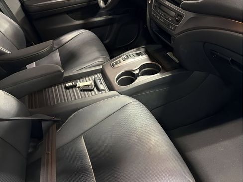 Used 2023 Honda Passport EX-L image 15