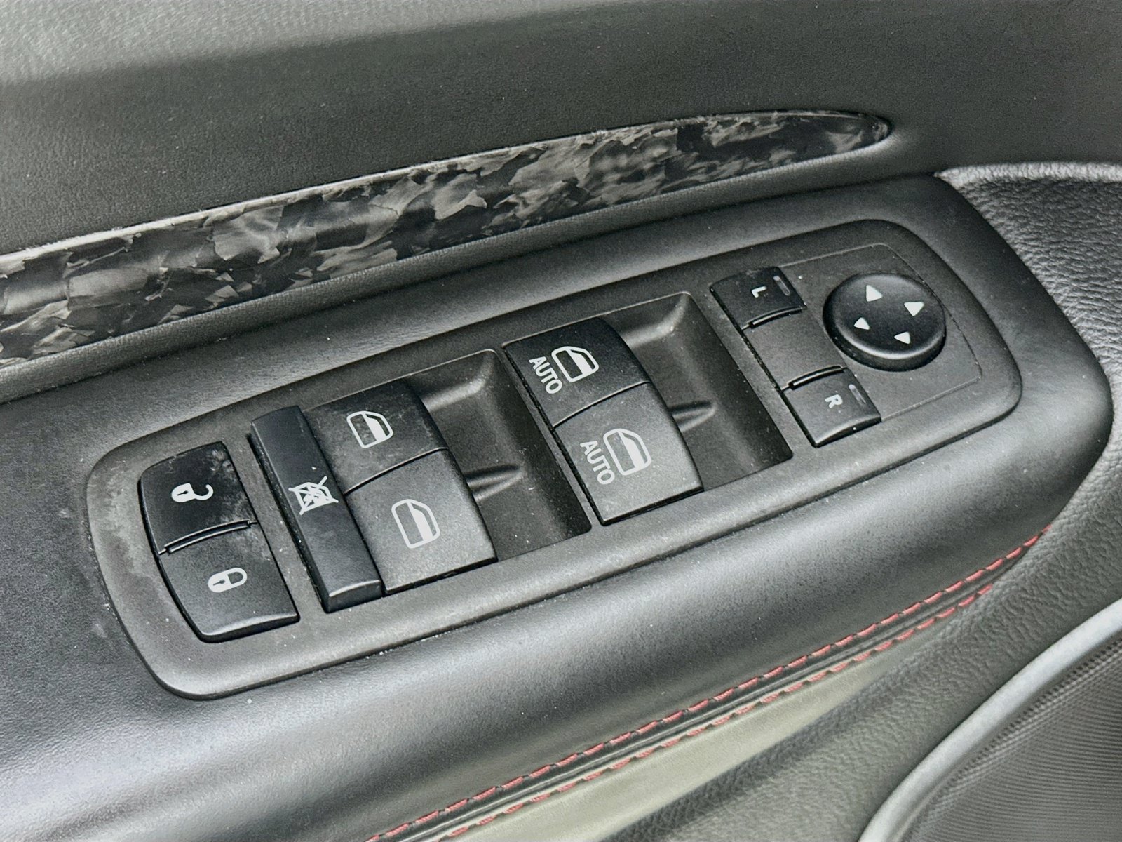 Used 2023 Dodge Durango R/T RWD image 18