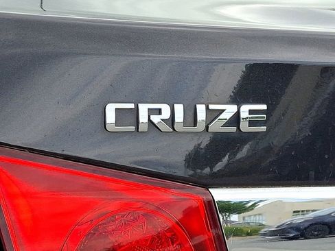 Used 2014 Chevrolet Cruze LT FWD image 31