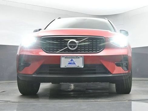 Used 2023 Volvo XC40 B5 Plus w/ Driver Assist Package AWD/4WD image 39
