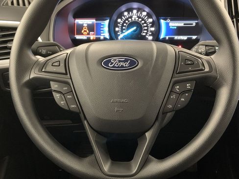 New 2024 Ford Edge SE image 11
