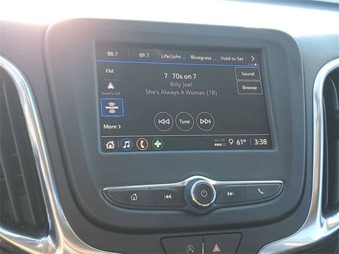 Used 2022 Chevrolet Equinox LT image 19