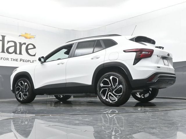 New 2026 Chevrolet Trax RS FWD image 33
