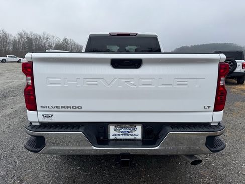 Used 2025 Chevrolet Silverado 2500 LT w/ Convenience Package image 6