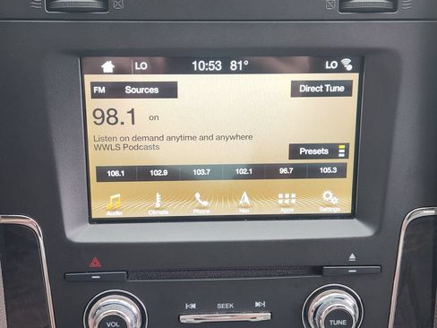 Used 2017 Lincoln Navigator Select RWD image 21