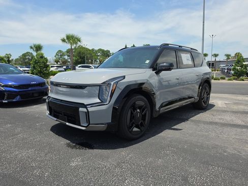 New 2026 Kia EV9 GT-Line AWD/4WD image 4